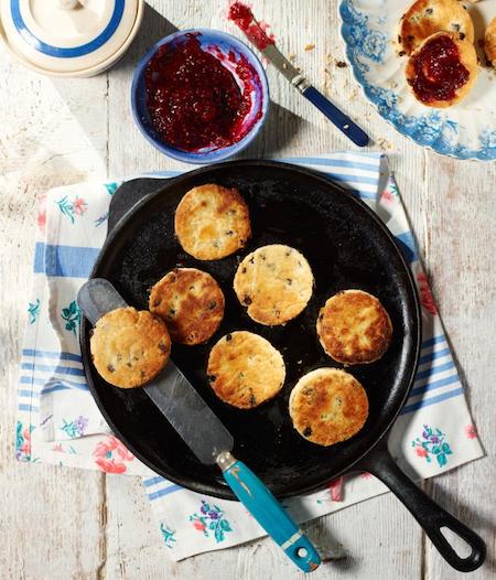 Singin' Hinnies sizzling in the pan